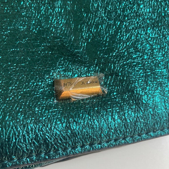 BETSEY JOHNSON metallic bow purse - Picture 6 of 6